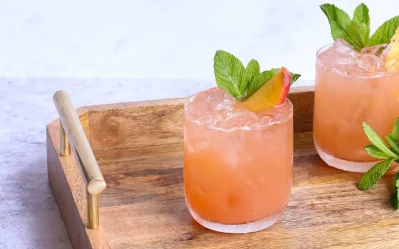 Cóctel Bellini ¡ideal para celebrar la Navidad!